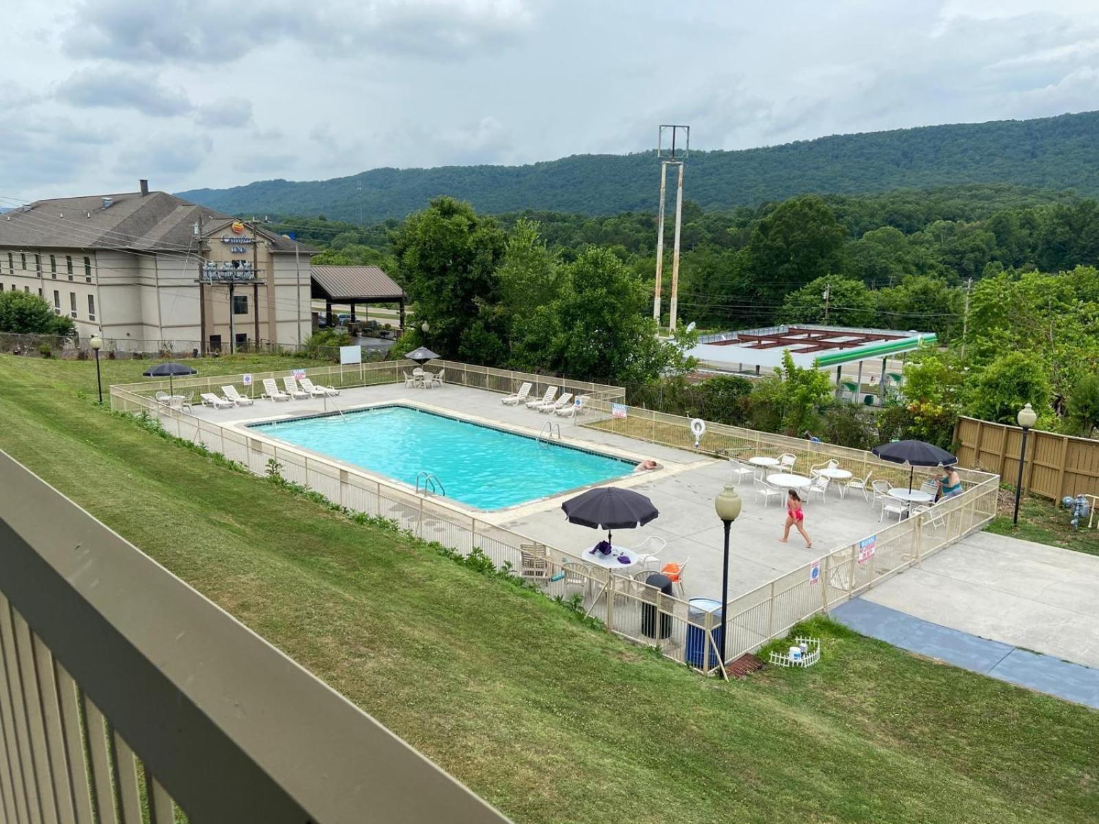 Quality Inn Harriman Экстерьер фото